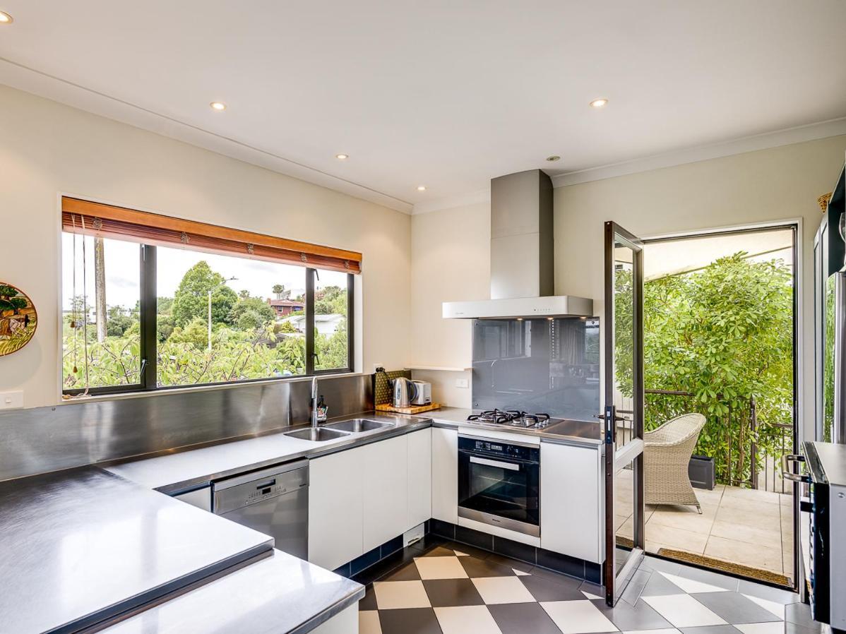Busby Hill Villa - Havelock North Holiday Home 외부 사진