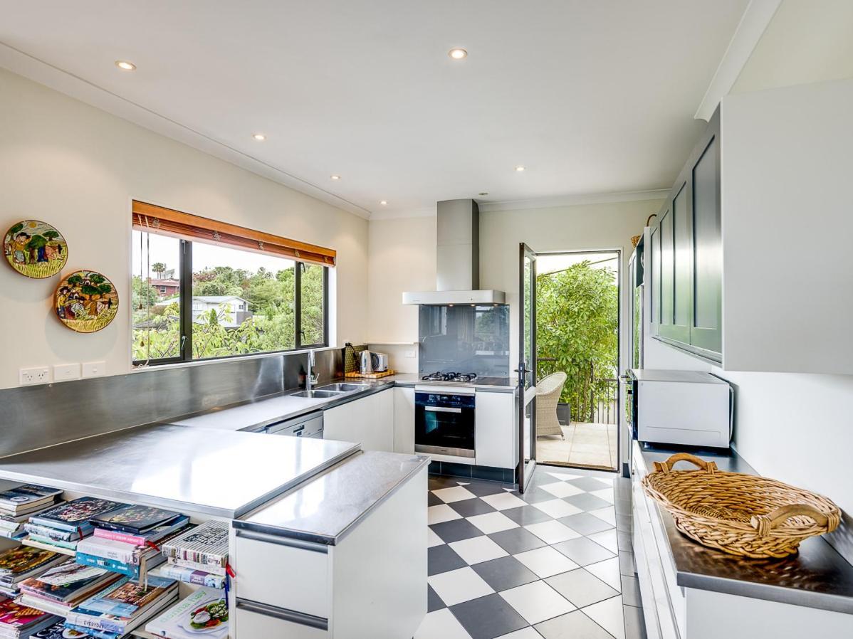 Busby Hill Villa - Havelock North Holiday Home 외부 사진
