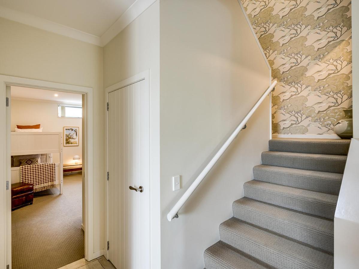 Busby Hill Villa - Havelock North Holiday Home 외부 사진